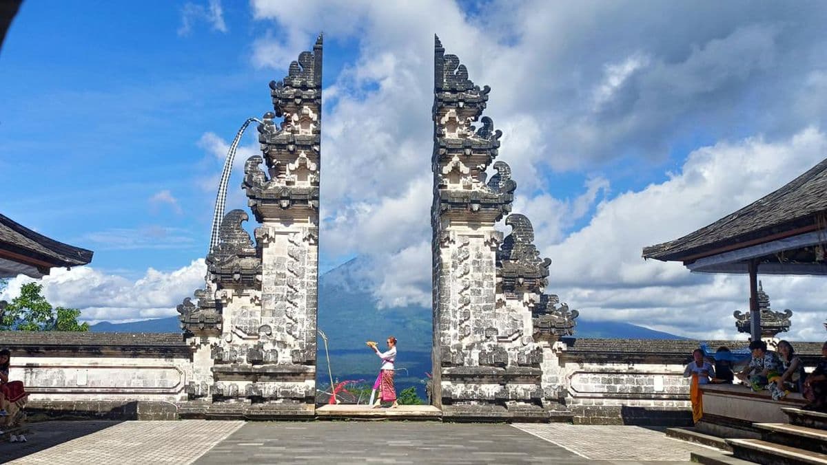 Nusa Penida West & East 2 Days